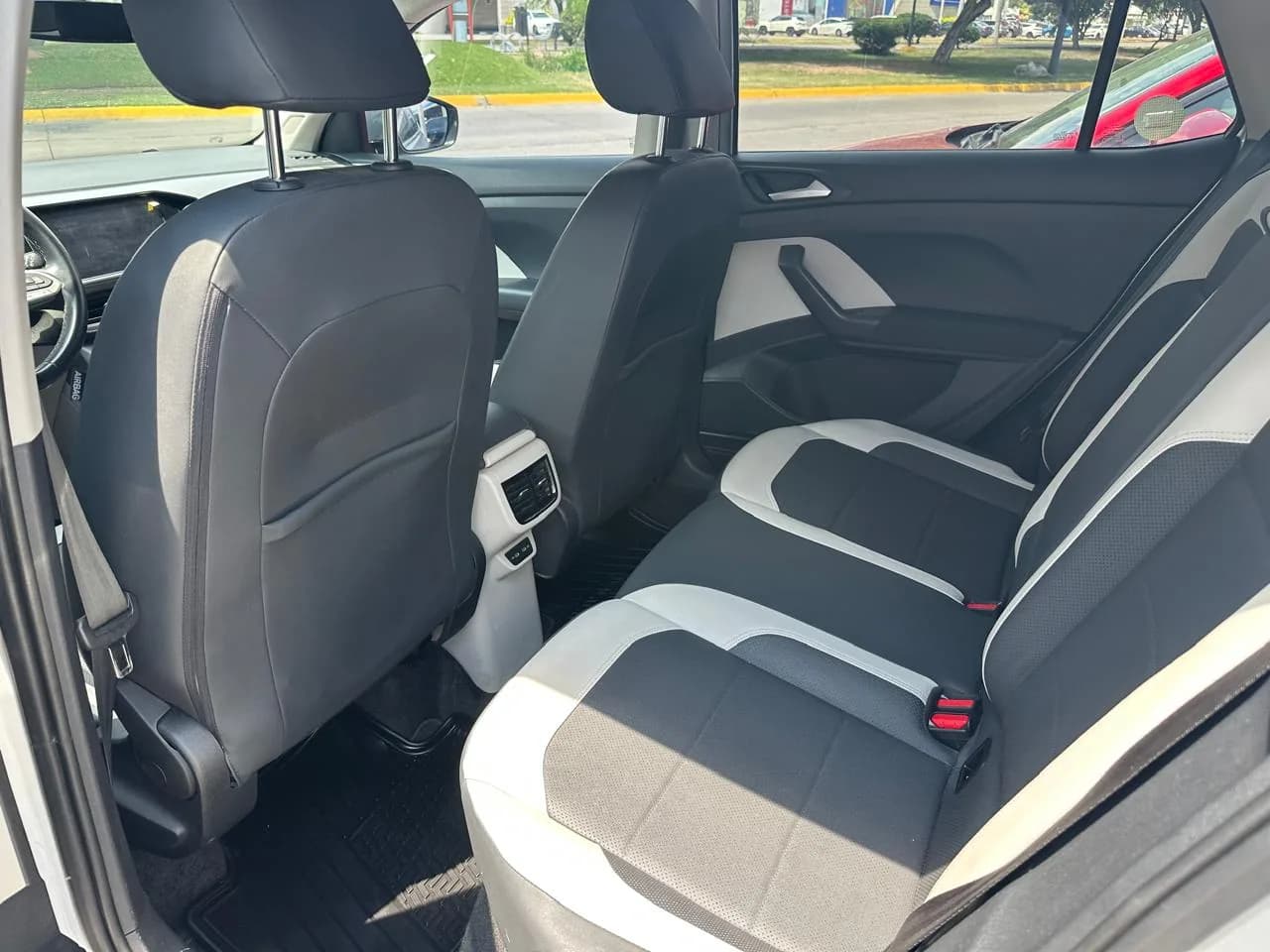 Volkswagen VOLKSWAGEN TAIGUN HIGHLINE 1.0 TSI TIP 2024