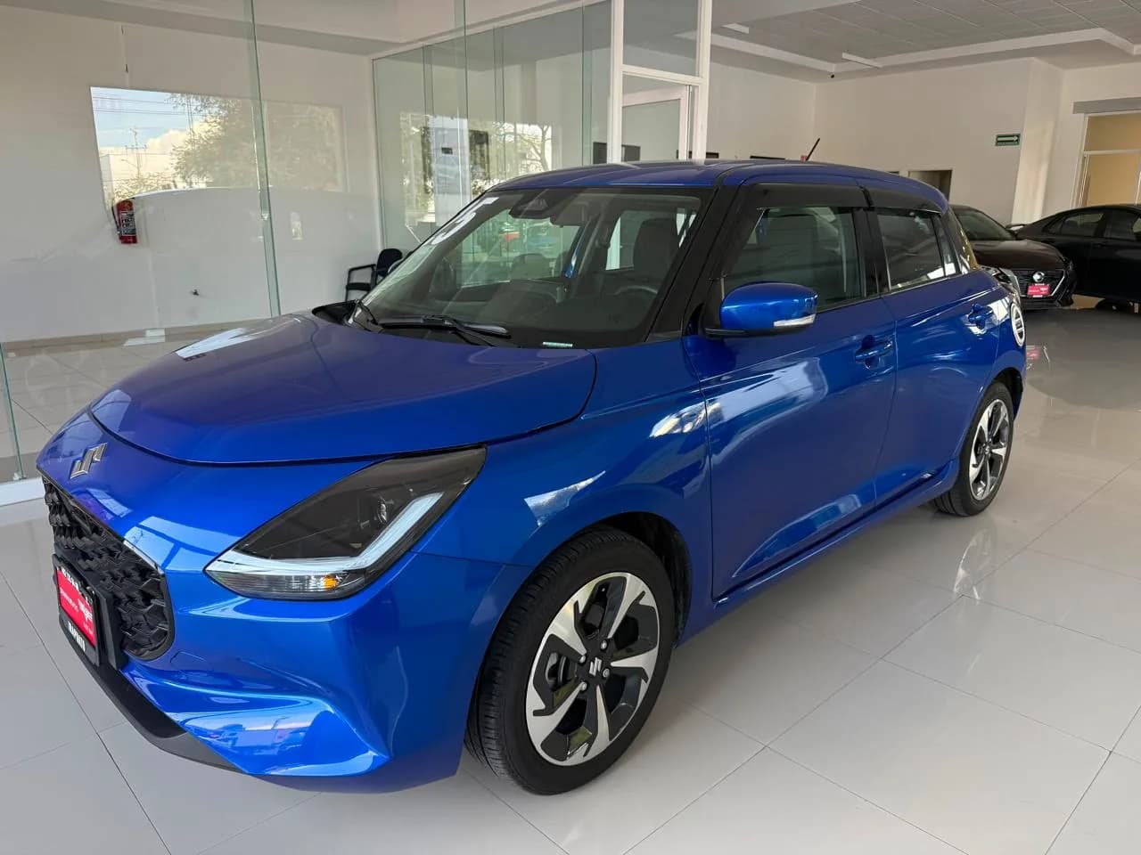 Suzuki SUZUKI SWIFT GLX BOOSTERGREEN 2025 - imagen 3